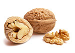 walnuts to naturally reduce blood pressure