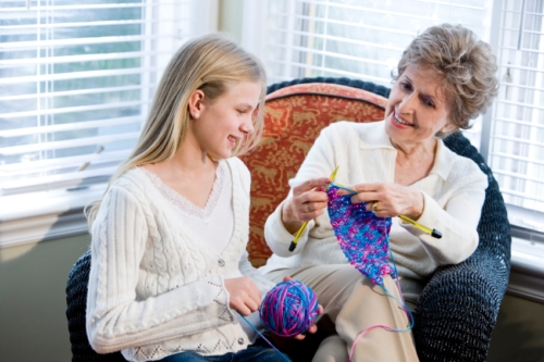 Learning to Knit Can Improve Your Memory